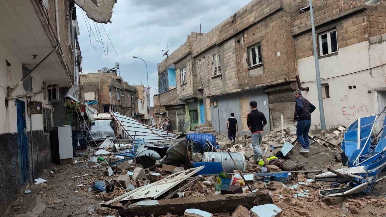 Birecik’te vatandaşlar "süper hücre" felaketini anlattı