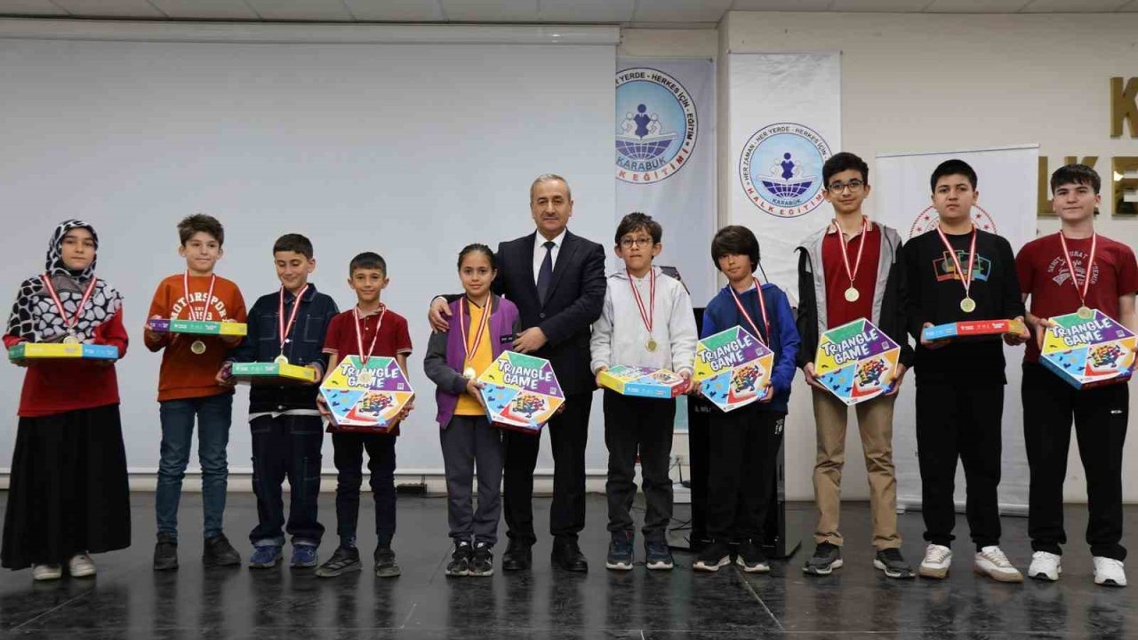 Karabük’te akıl ve zeka oyunları turnuvası düzenlendi