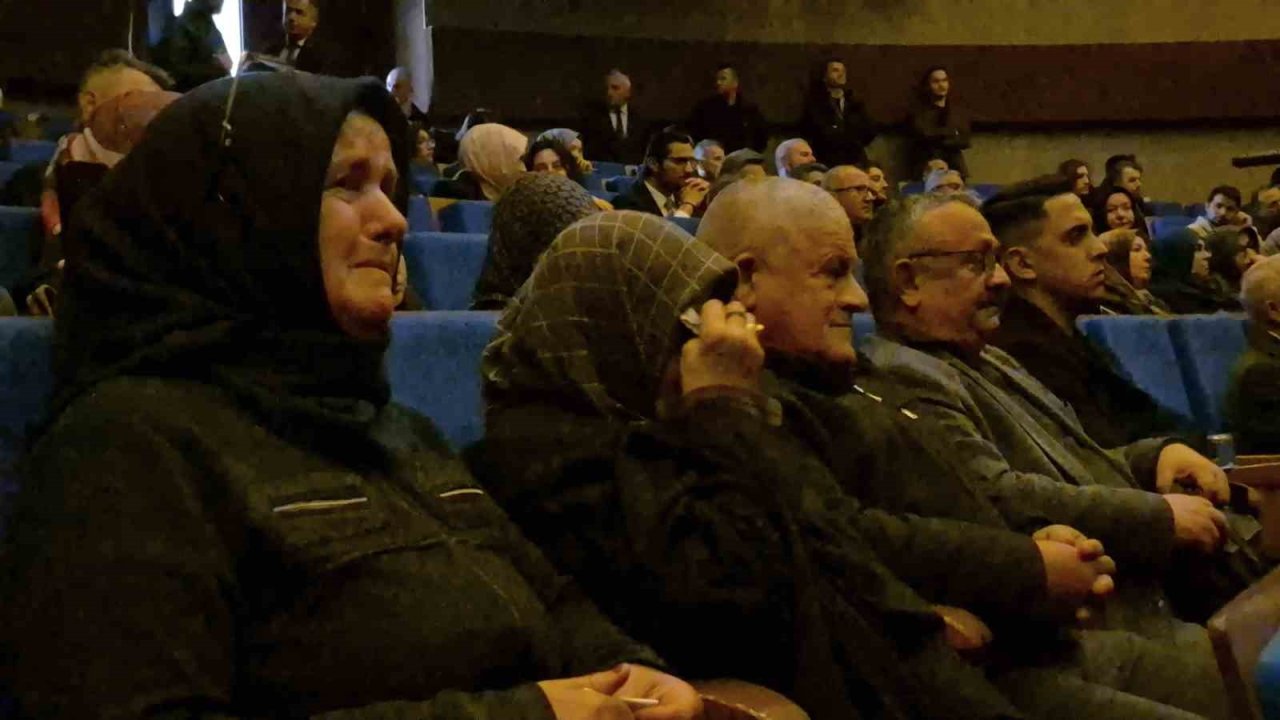 Düzce’de "Bedel" adlı belgeselin gösterimi yapıldı: Gözyaşları sel oldu