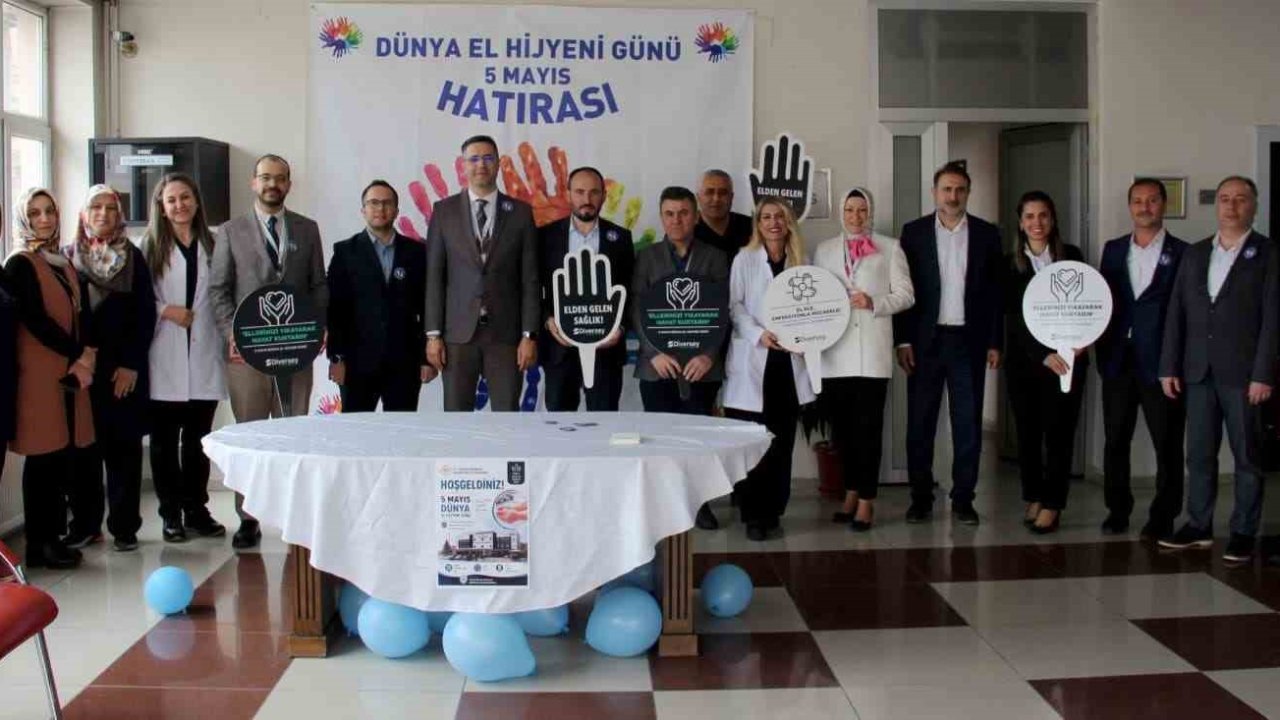 Kayseri Devlet Hastanesi’nde ‘el hijyeni’ eğitimi