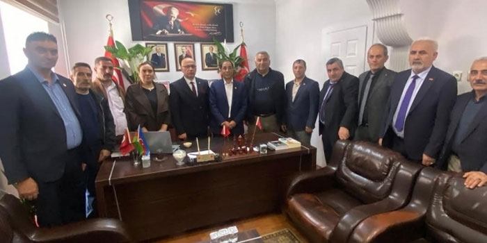 Muhtarlardan MHP Kars İl Başkanlığı’na Hayırlı Olsun Ziyareti