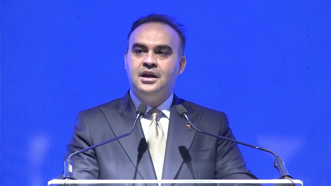 Bakan Kacır: "Bakanlık olarak 300 milyon dolarlık kaynağı girişim sermayesi fonlarına aktaracağız"