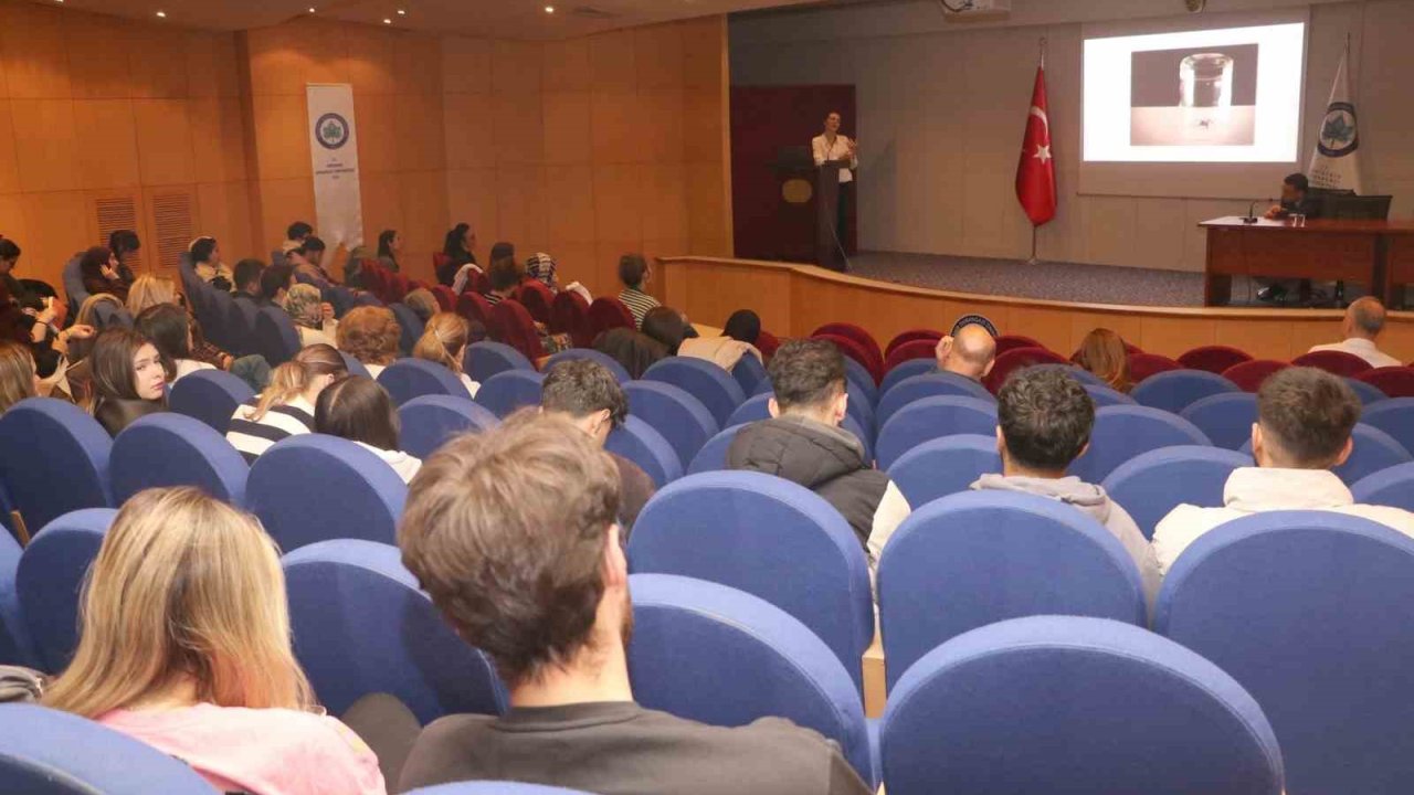 ESOGÜ’de ’Sağlıklı Yaşlanma Paneli’ düzenlendi