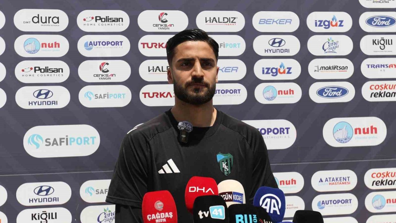 Serhat Öztaşdelen: "Umarım uzun yıllar Kocaelispor kalesini korurum"