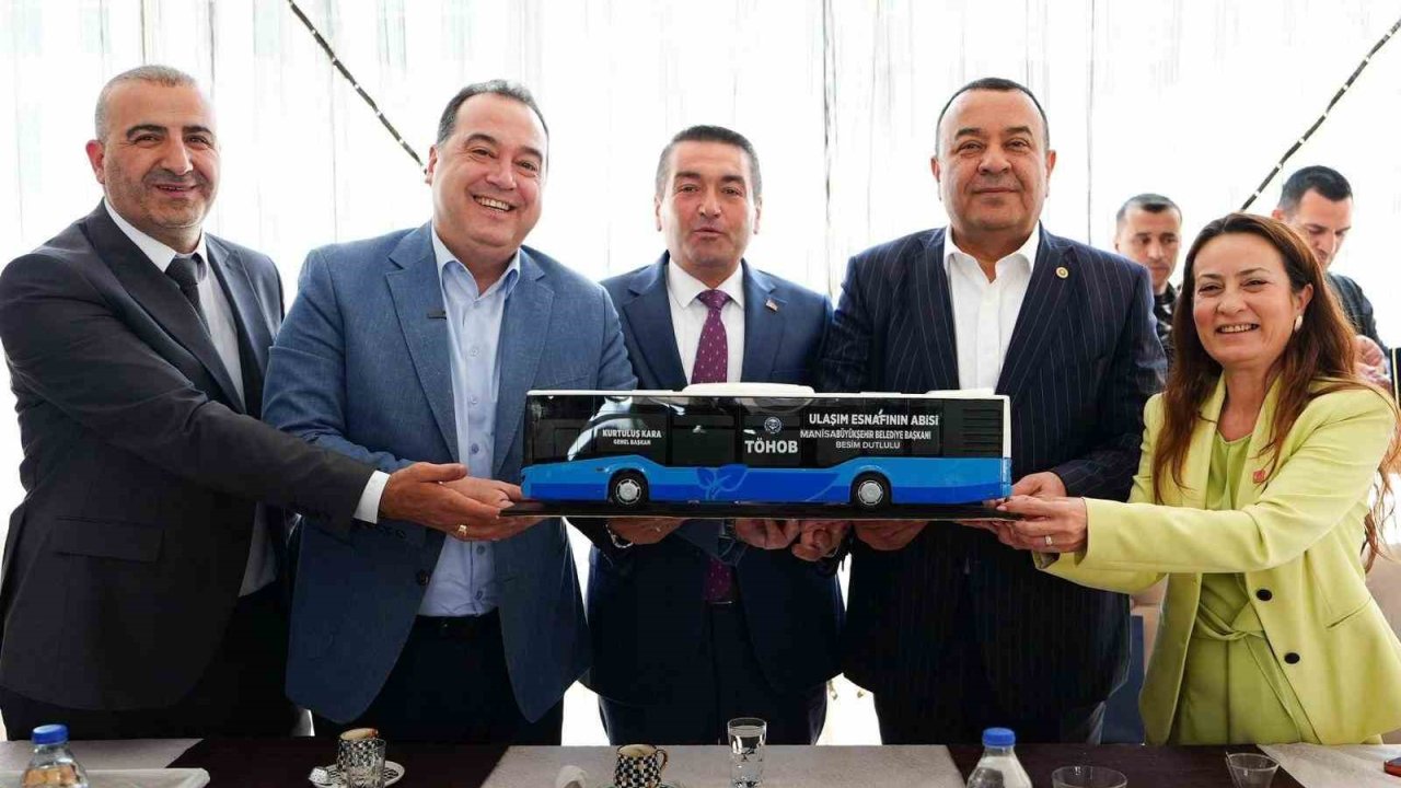 Başkan Dutlulu Saruhanlı’da toplu ulaşım esnafıyla buluştu