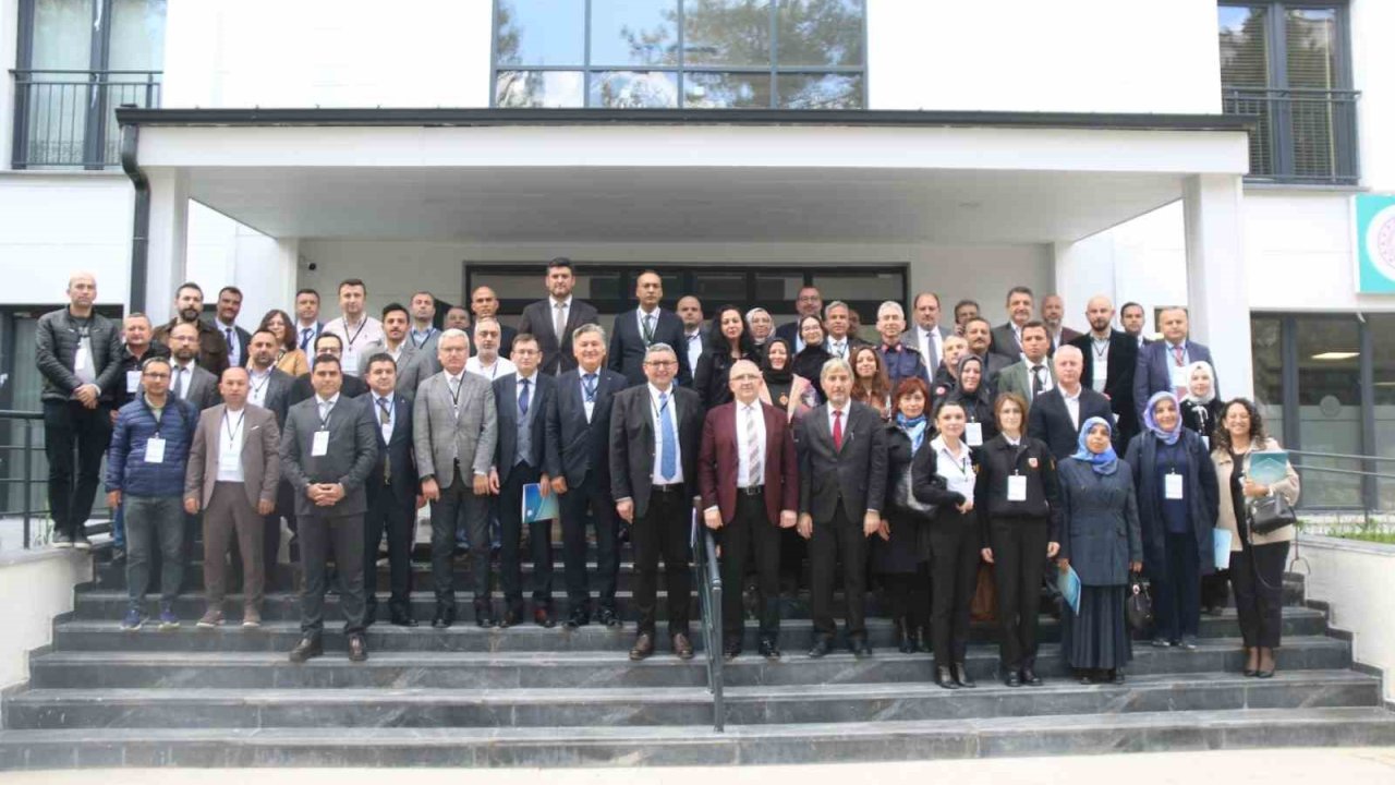 Kütahya’da okullarda güvenlik için kapsamlı bir çalıştay düzenlendi