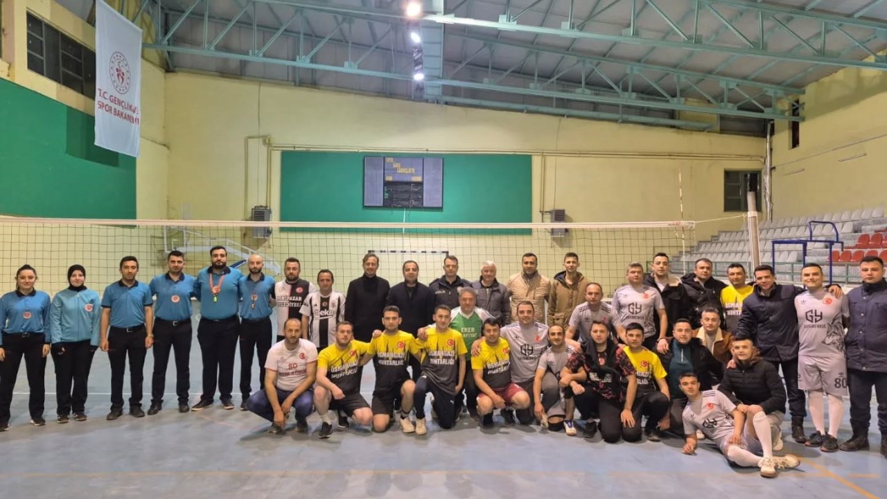 Bilecik’te voleybol turnuvası düzenlendi