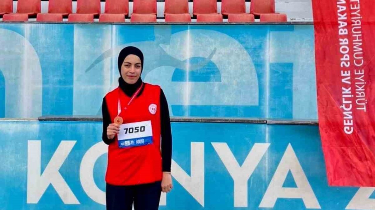 Bilecikli atletizm sporcusu Türkiye 3’üncüsü oldu