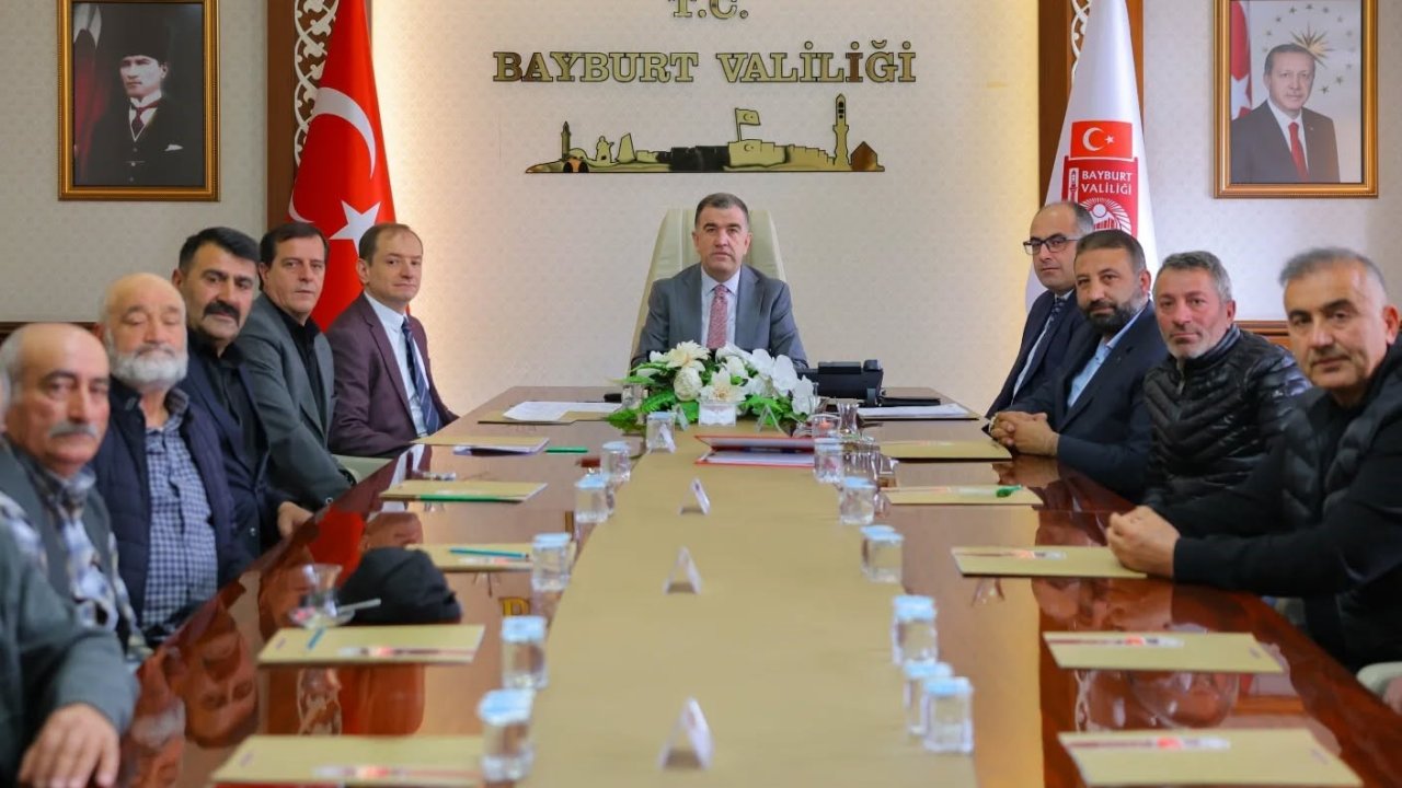 Bayburt’ta arıcılığın geliştirilmesi için değerlendirme toplantısı yapıldı