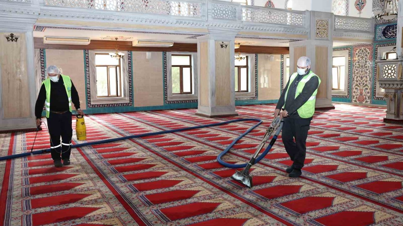 Nilüfer’in ibadethanelerinde bahar temizliği