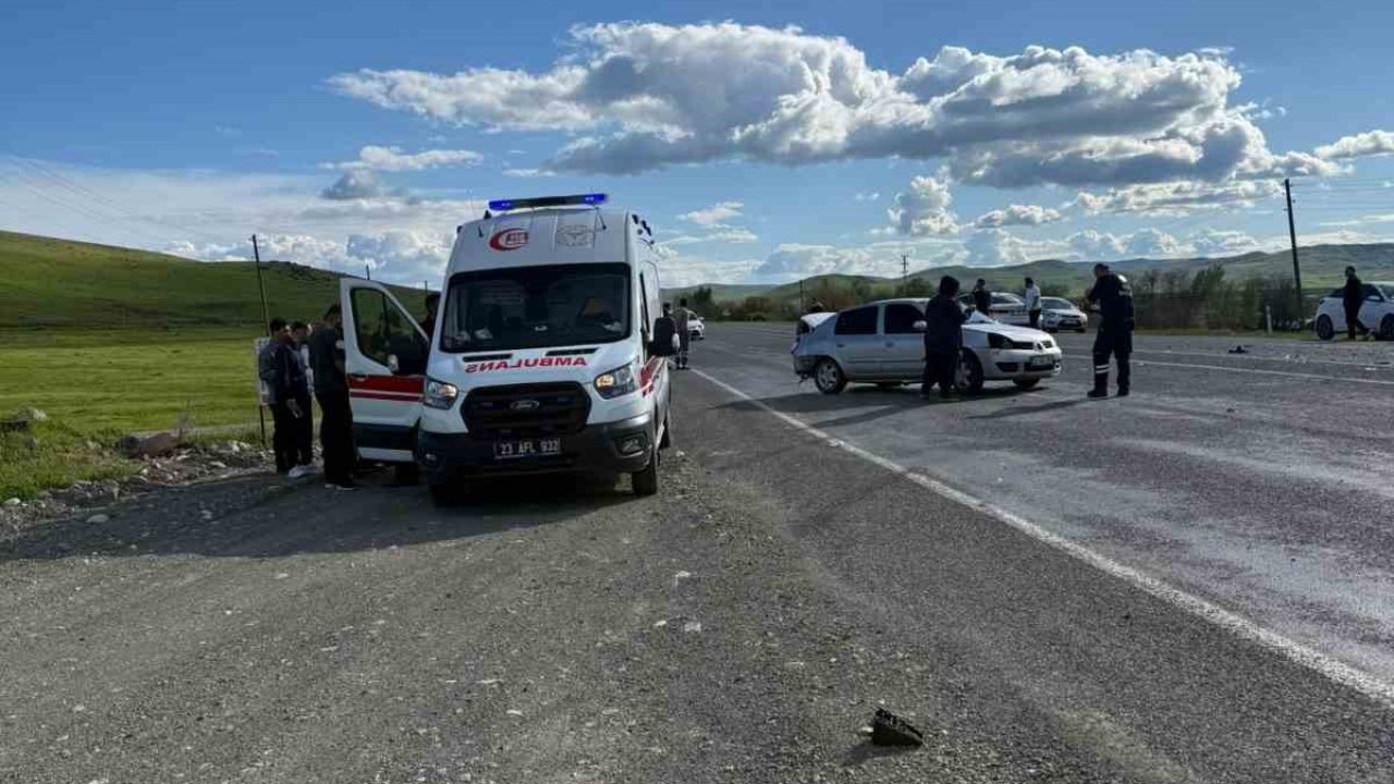 Elazığ’da trafik kazası: 3 yaralı
