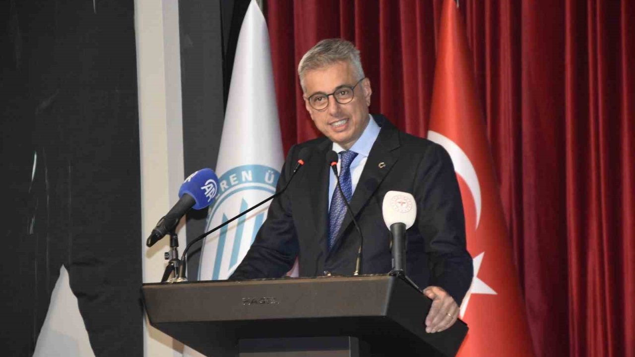Bakan Memişoğlu: "Sağlıkta insan gücümüz en büyük şansımız"