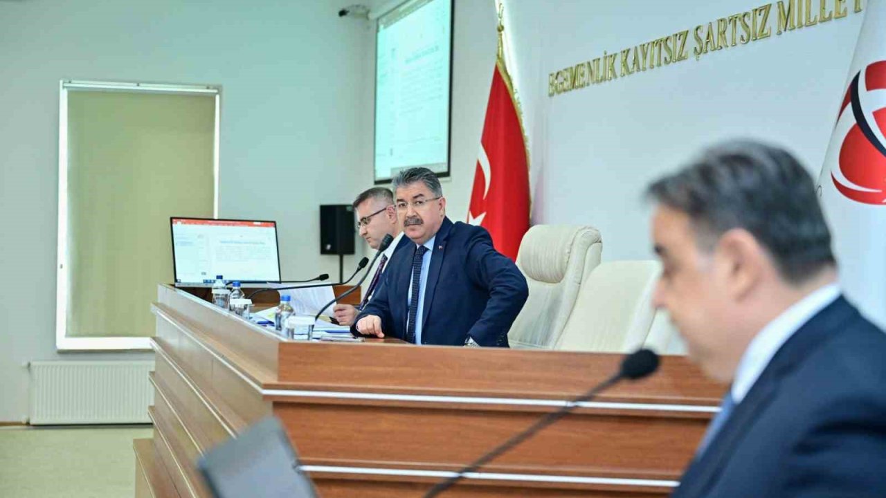 Vali Dr. Erdinç Yılmaz’ın başkanlığında İl Hayvanları Koruma Kurulu Toplantısı gerçekleştirildi