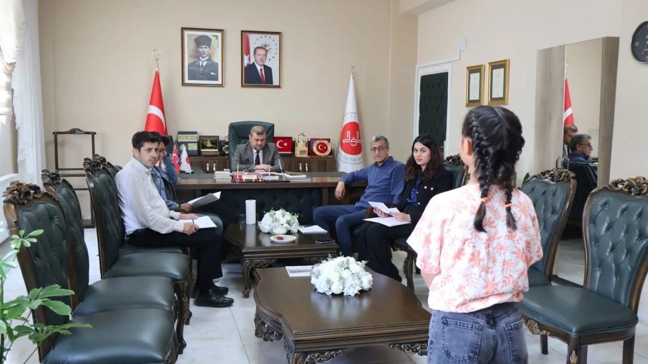 Sevgi evlerinde kalan çocuklar için "Naat" şiiri yarışması düzenlendi