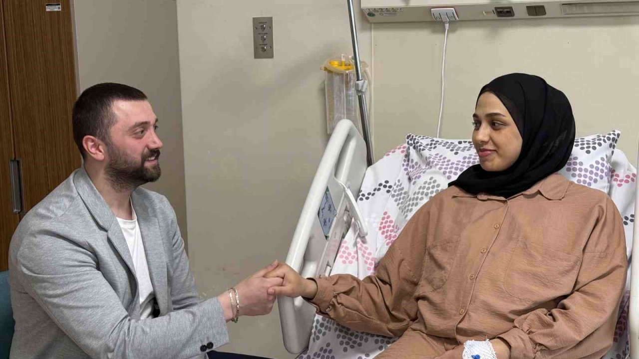 Çam ve Sakura Şehir Hastanesi’nde ilk suda doğum: Kuzey bebek sağlıkla dünyaya geldi