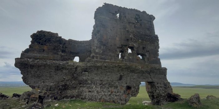 Kars'taki bin yıllık Kız Kalesi yok olma tehlikesiyle karşı karşıya