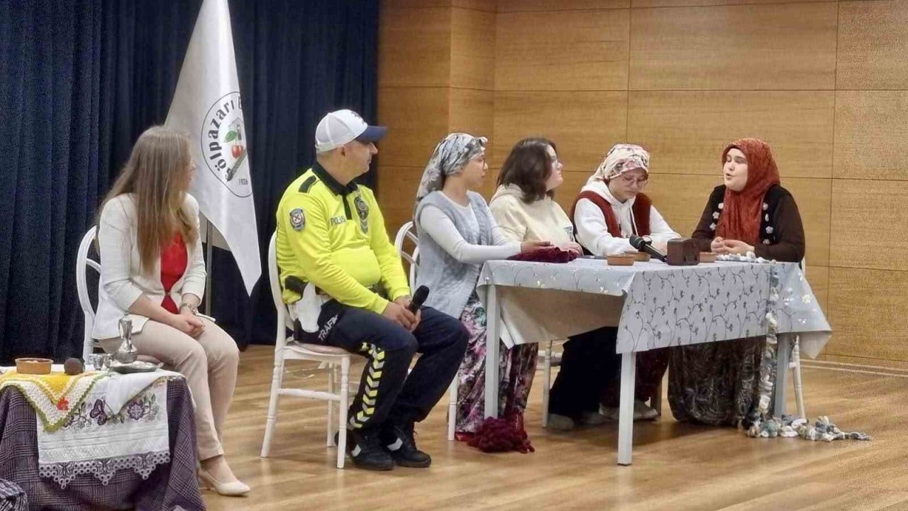 Bilecik’te trafikte hayat kurtaran kurallar anlatıldı