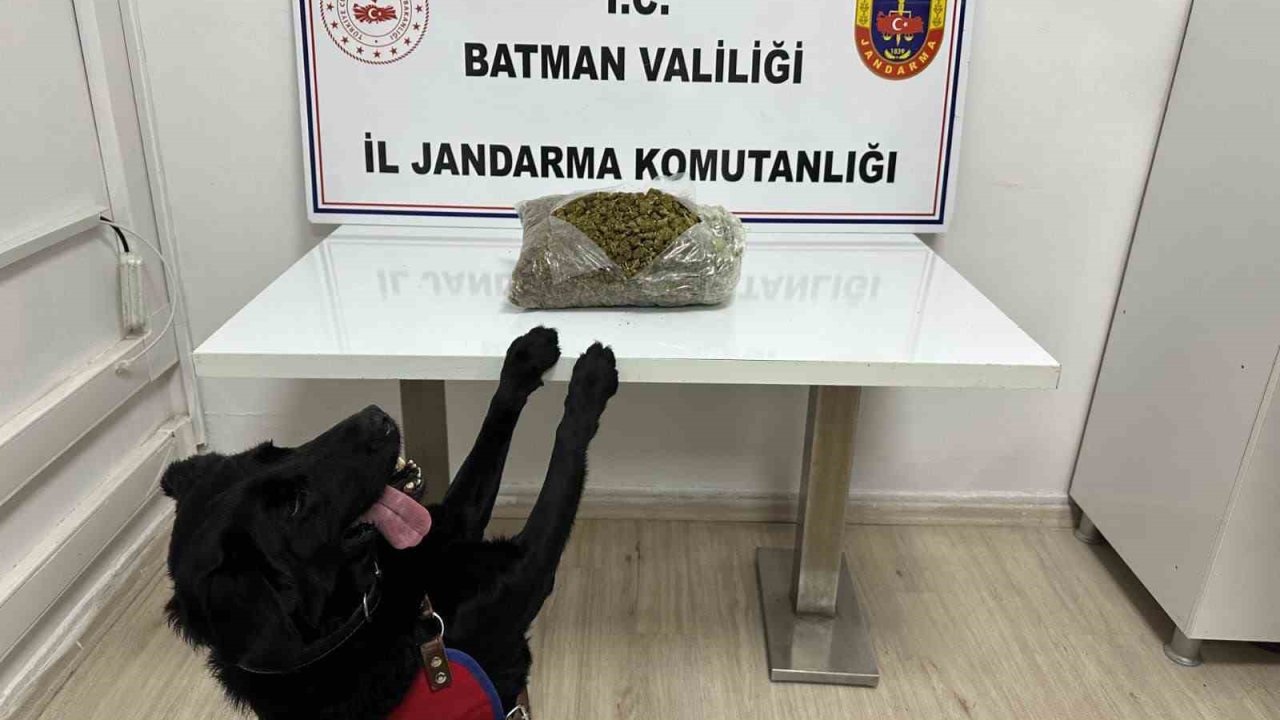 Batman’da ticari takside uyuşturucu madde ele geçirildi: 1 tutuklama