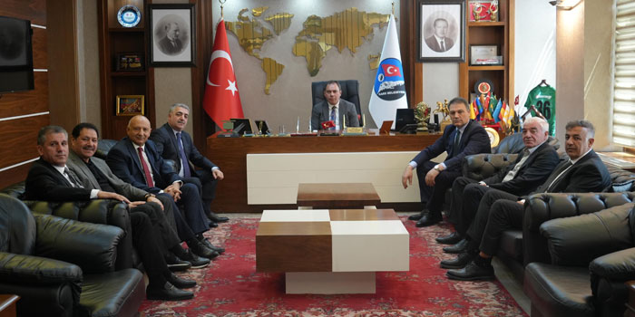 Kars Belediye Başkanı Ötüken Senger’den TADEF heyetine ziyaret kabulü