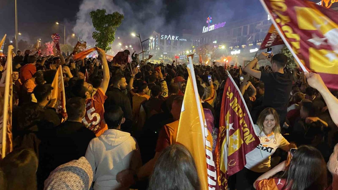 Galatasaray’ın şampiyonluğu Konya’da coşkuyla kutlandı