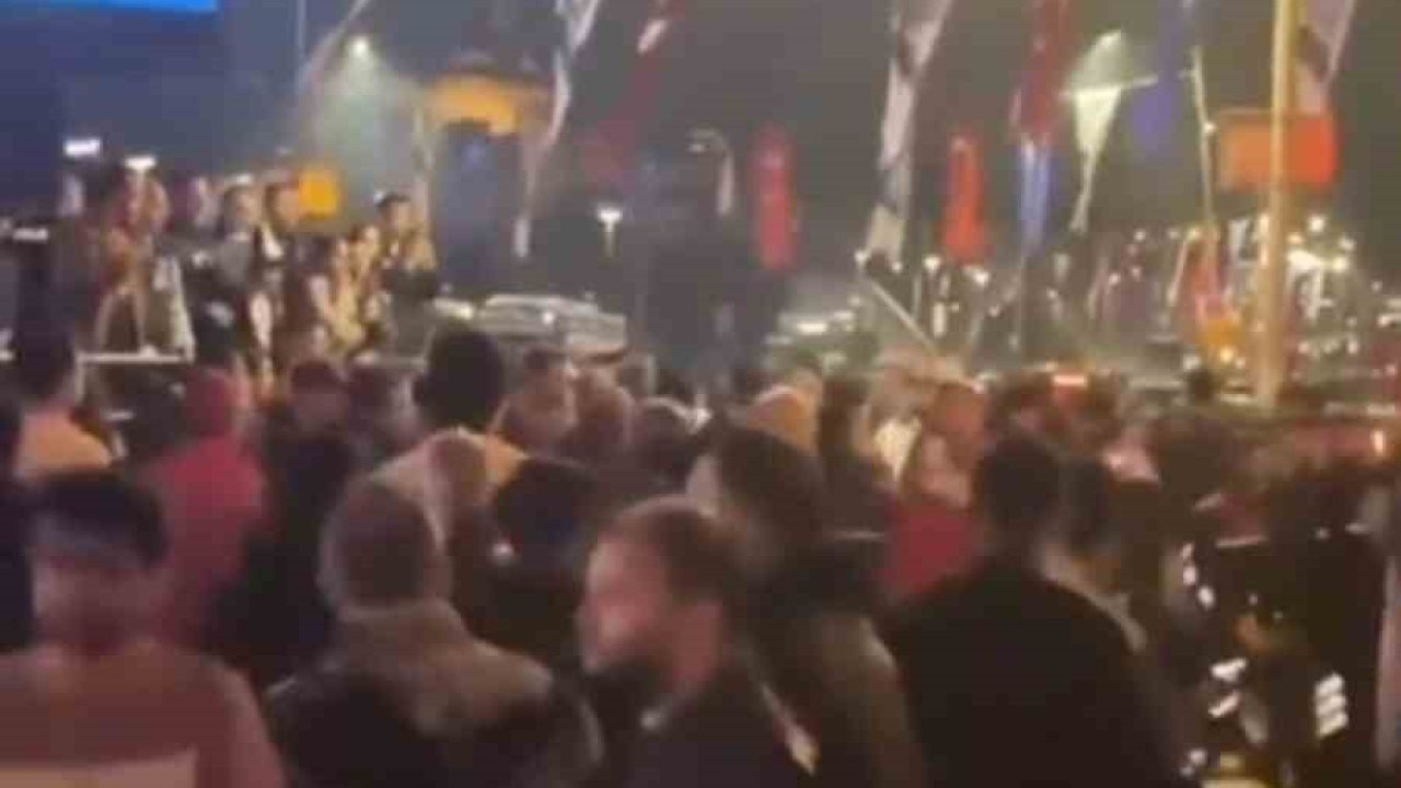 Üsküdar’da Galatasaraylı taraftarlara saldırı