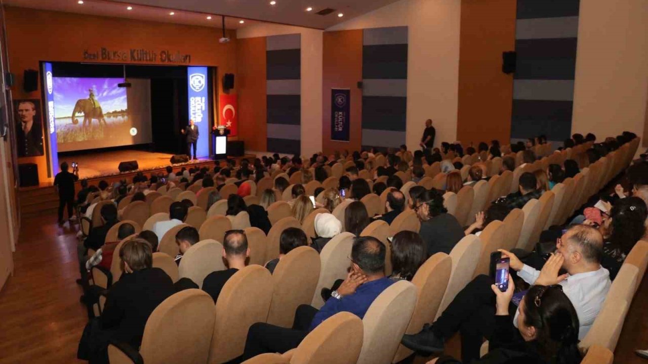 Bu kez gençler konuştu, yetişkinler dinledi