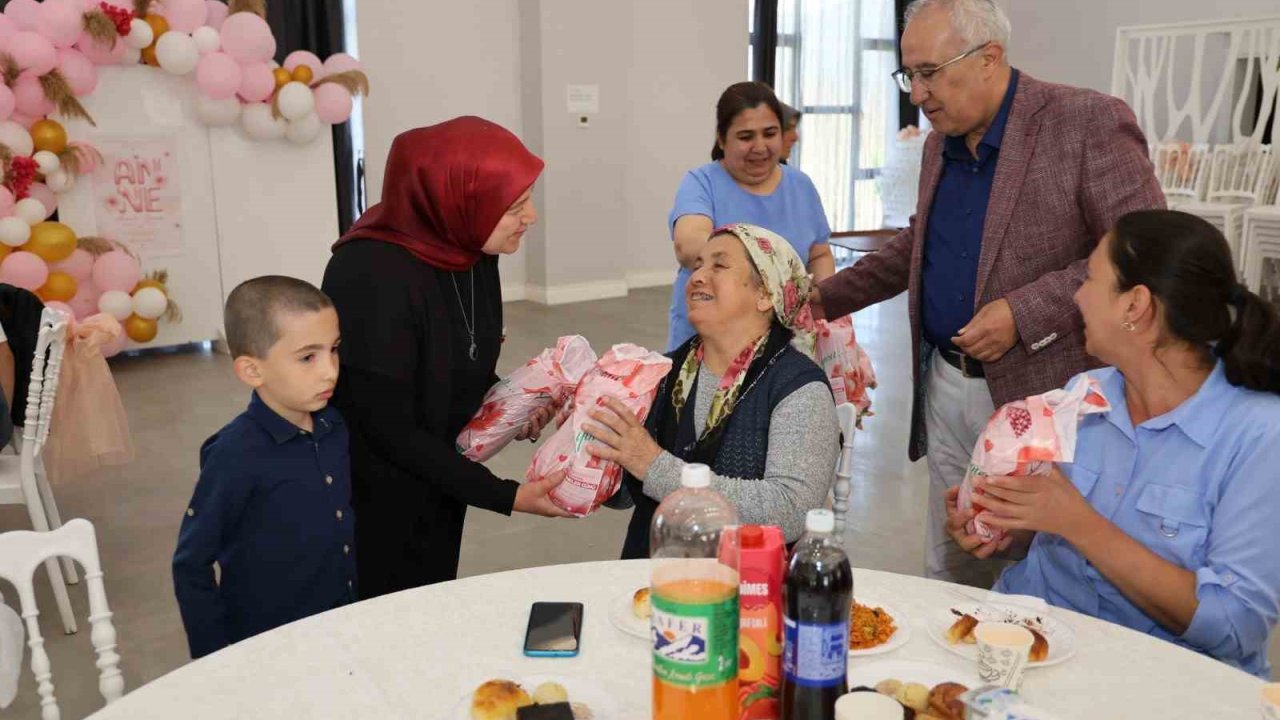 Çameli Belediyesi annelere özel etkinlik düzenledi
