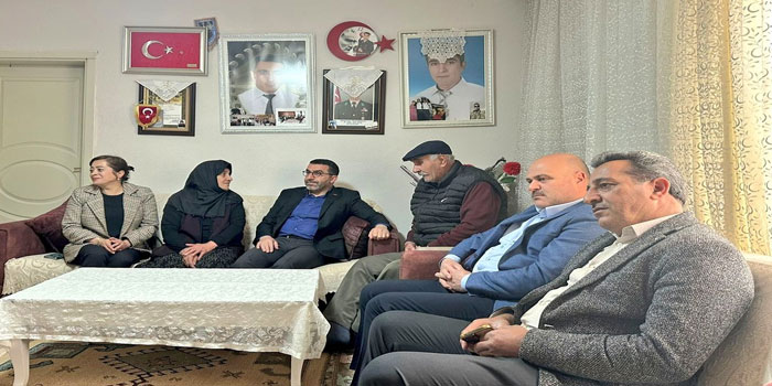 AK Parti Kars Milletvekili Adem Çalkın’dan şehit ailesine ziyaret