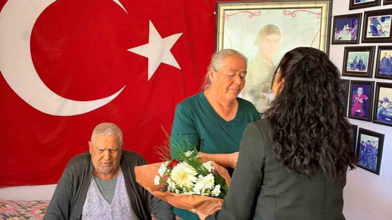 MHP Kuşadası Teşkilatı Anneler Günü’nde şehit aileleriyle buluştu
