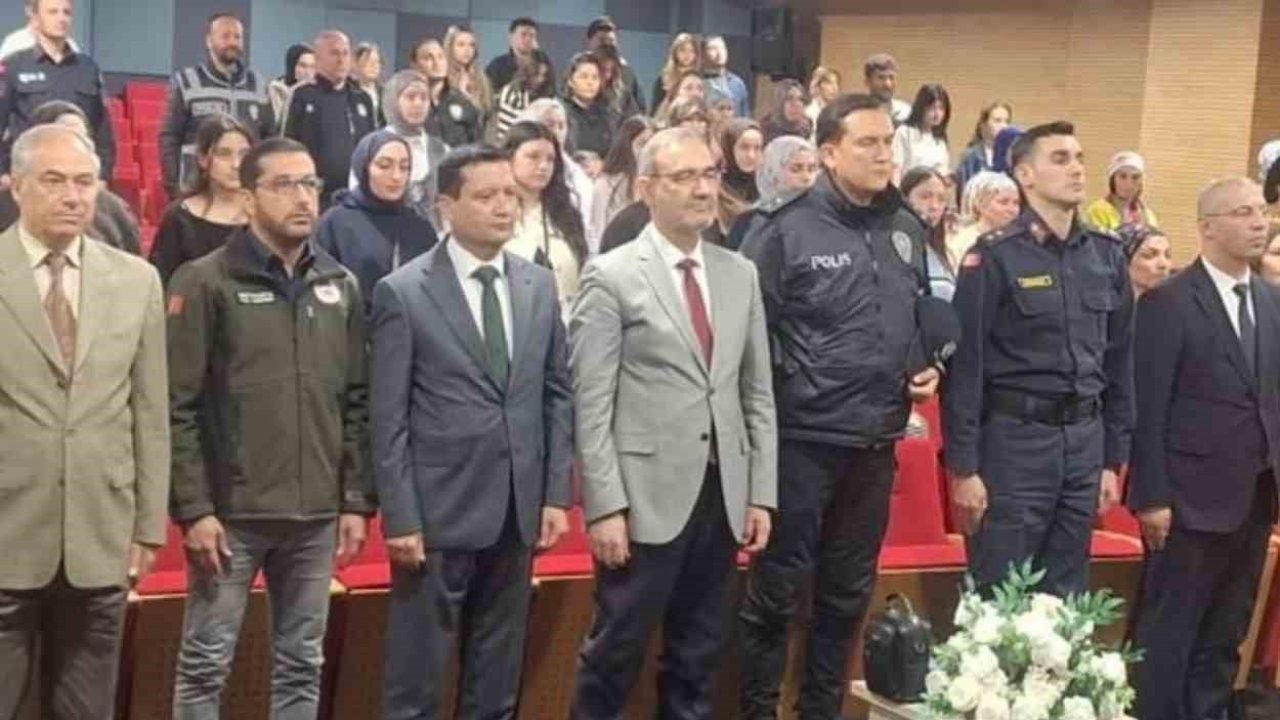 Bilecik’te kadına yönelik şiddetle mücadele semineri