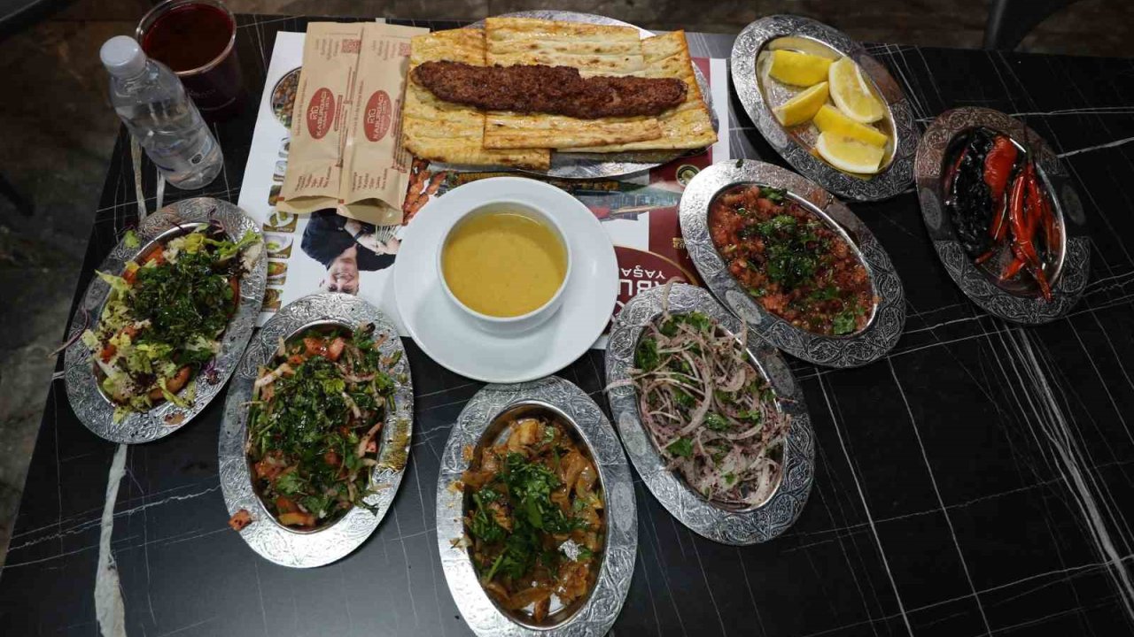 Adana kebabı ve salata ikilisi ’glutatyon’ seviyesini artırıyor