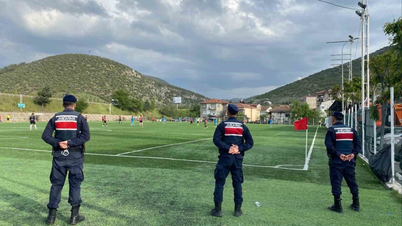 Vezirhanspor-1299 Bilecikspor maçında üst düzey güvenlik