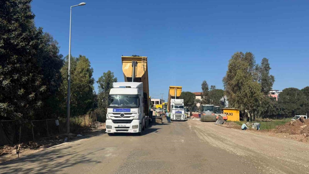 Aydın Büyükşehir Belediyesi tüm ilçelerde ulaşım yatırımlarını sürdürüyor