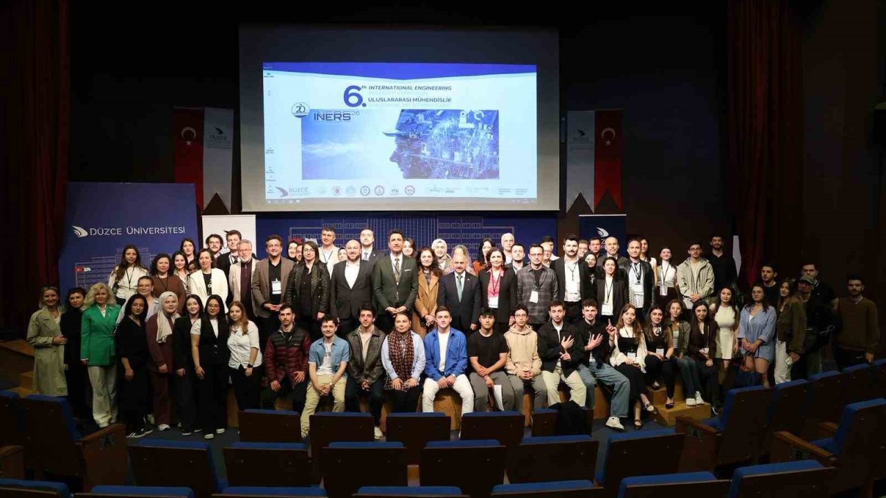 Düzce Üniversitesi Türkiye üçüncüsü