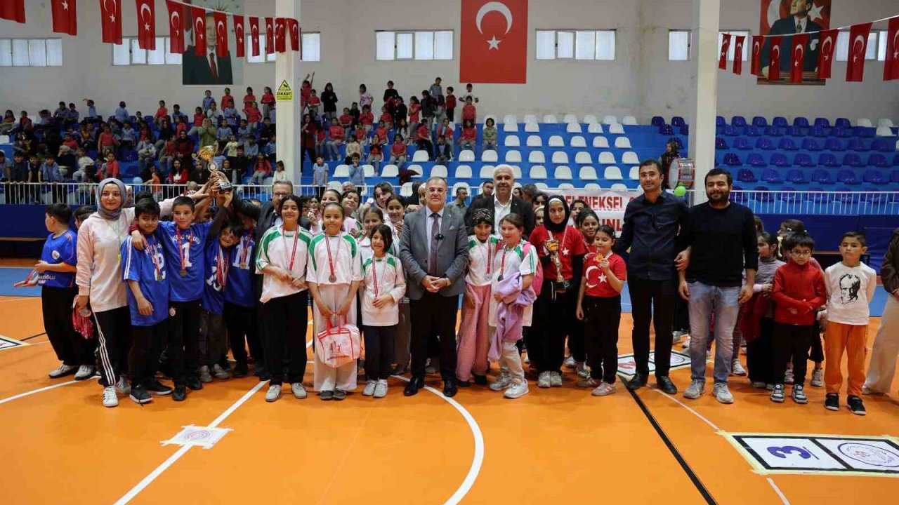 Başkan Özdoğan: Hacılar’da gençlik var, spor var, festival var"