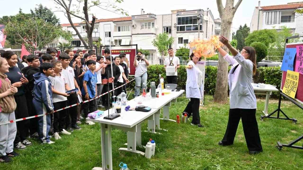 Manisa’da öğrenciler bahar şenliği ile geleceğe çiçek açtı