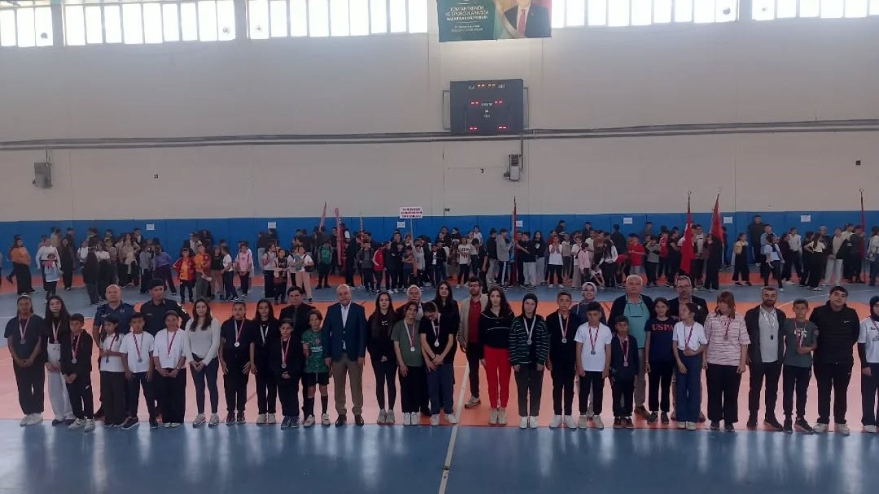 Yenipazar’da geleneksel çocuk oyunları heyecanı yaşandı