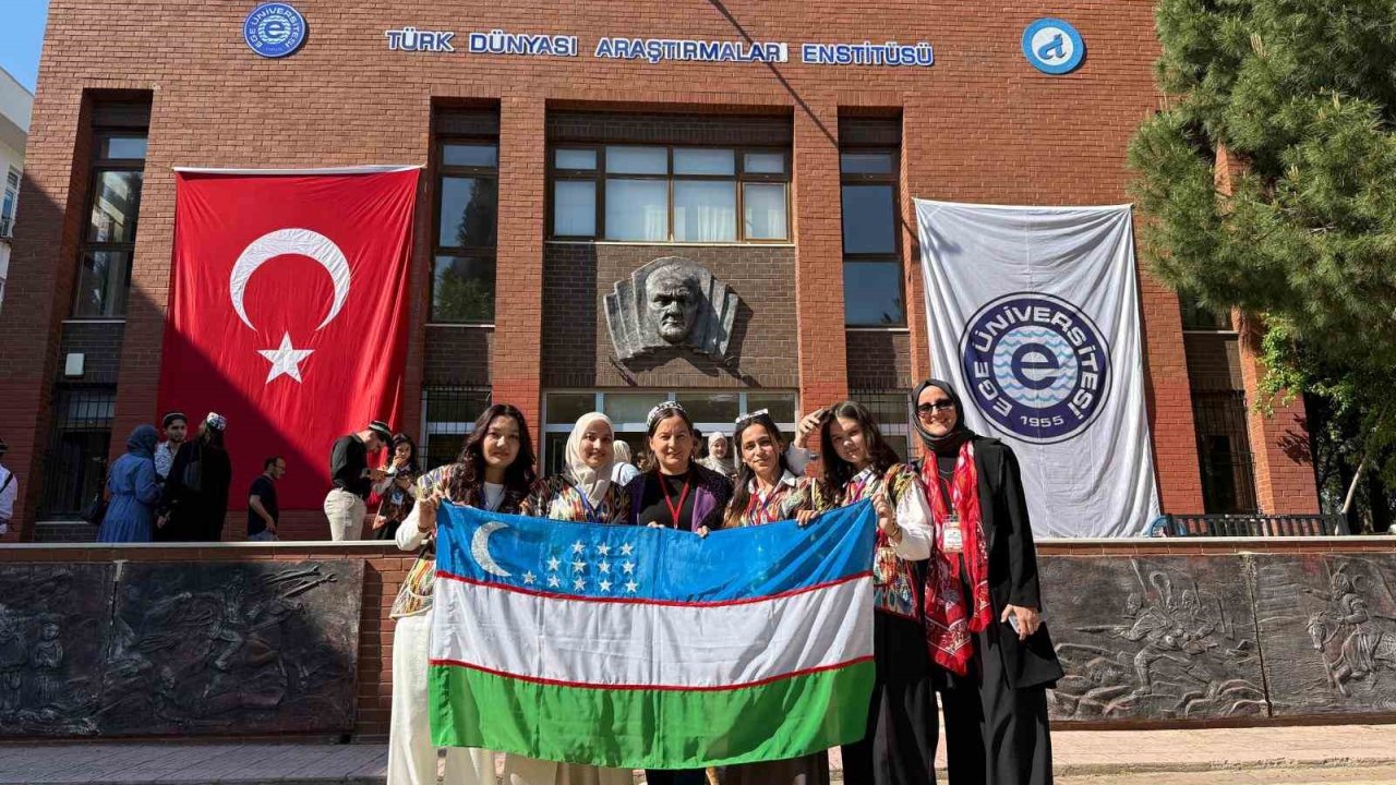 Egeli gençler ortak kültür mirasında buluşuyor