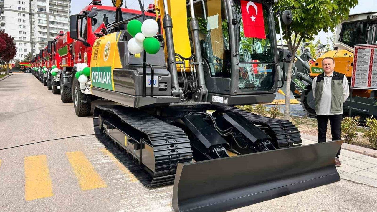 Bakan Yumaklı: "28 uçak, 119 helikopter ve 14 insansız hava aracıyla dünyanın sayılı filolarından birisini oluşturduk"