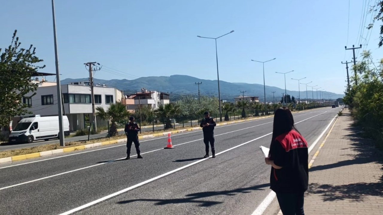 Ekipler yollarda teyakkuza geçti