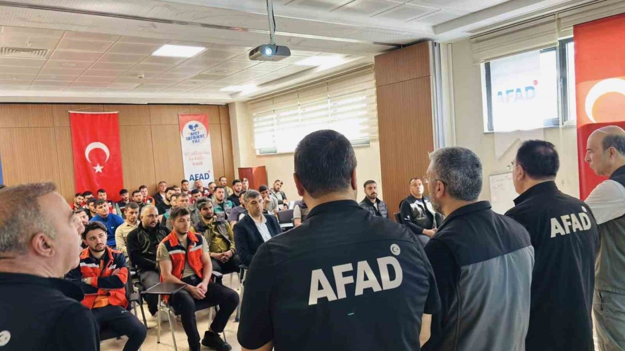 Elazığ’da Orman Bölge Müdürlüğü personeline afet eğitimi