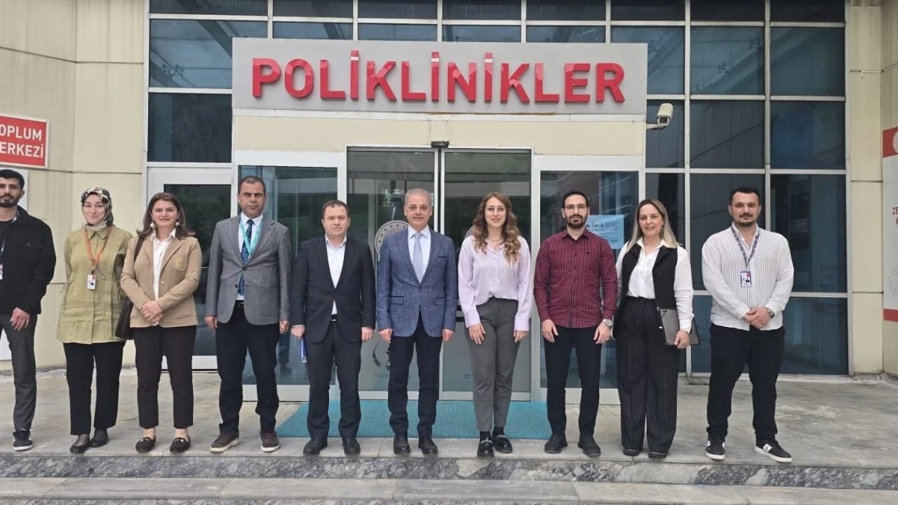 Tekin, Kemah Devlet Hastanesi’nde çalışmaları inceledi