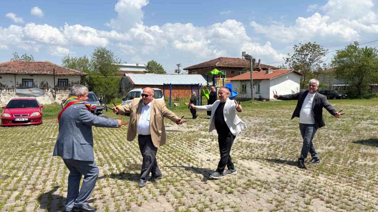 Başkan Yıldırım köylerde Hıdırellez coşkusuna ortak oldu