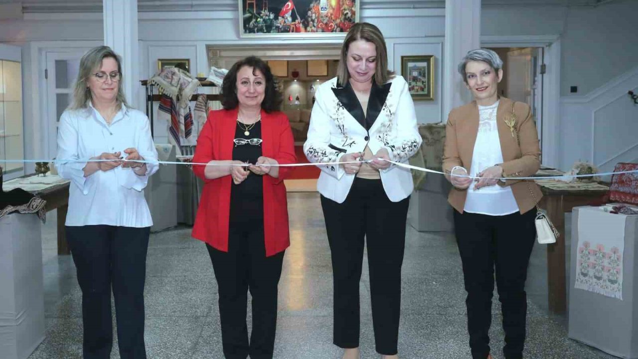 Eskişehir Olgunlaşma Enstitüsü’nde Anneler Günü Sergisi