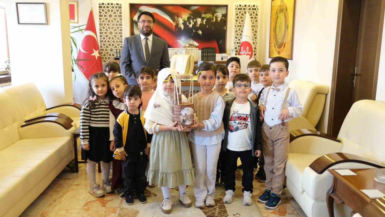 Minik ellerden Afrika’ya umut