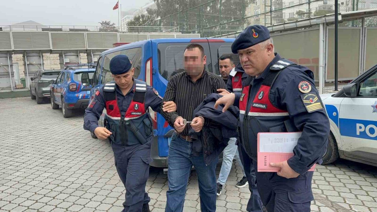 Babasını 8 kurşunla öldüren şahıs adliyeye sevk edildi