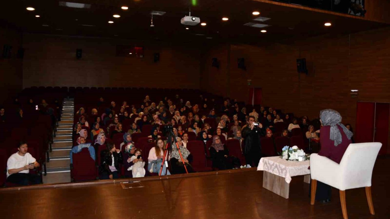 Vezirköprü’de Bilinçli Ebeveynlik söyleşisi