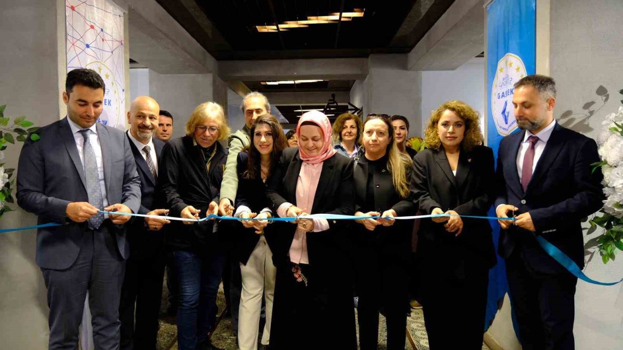 Büyükşehir’den "Anadolu’nun Yüzleri: Ali Atalar Kartpostal Koleksiyonundan Seçkiler" sergisi