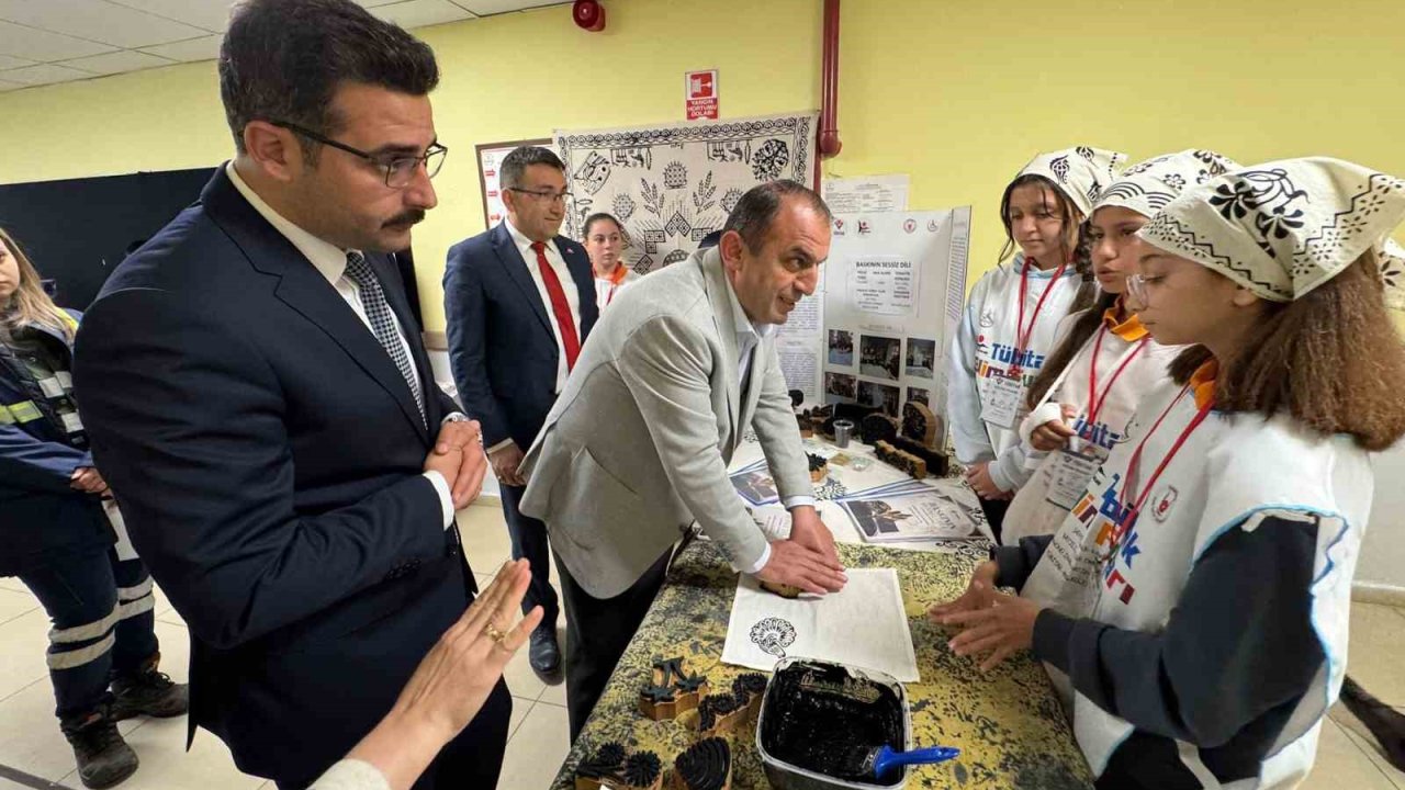 Kastamonu’da öğrenciler yaptıkları bilimsel çalışmaları sergiledi