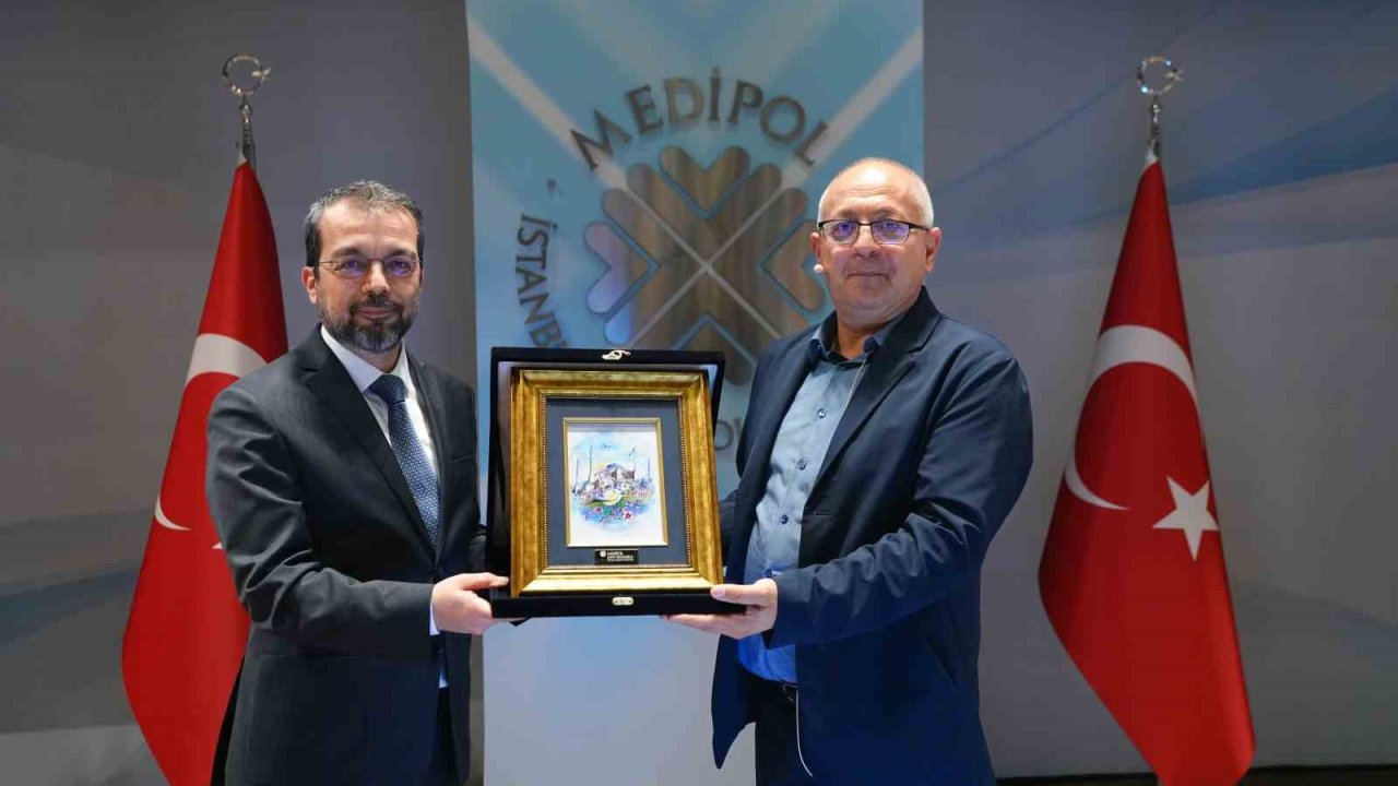 Dekolonizasyon ve yeni bir dünya ihtiyacı Medipol’de masaya yatırıldı